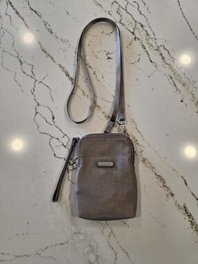 Baggallini Neutral Gray Crossbody Phone Bag - Women's Shoulder Purse